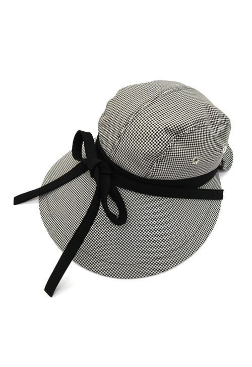 キャディウェアとセットの帽子