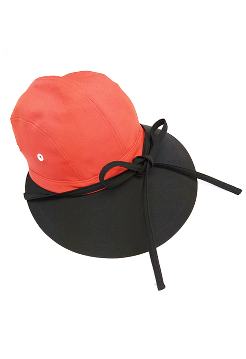 キャディウェアとセットの帽子